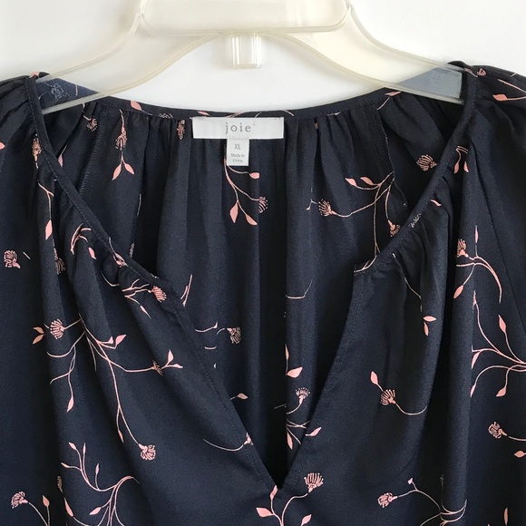 JOIE Floral Split Neck Blouse Black Pink Coral Top Women’s Size X-Large Size 1X - Picture 2 of 16